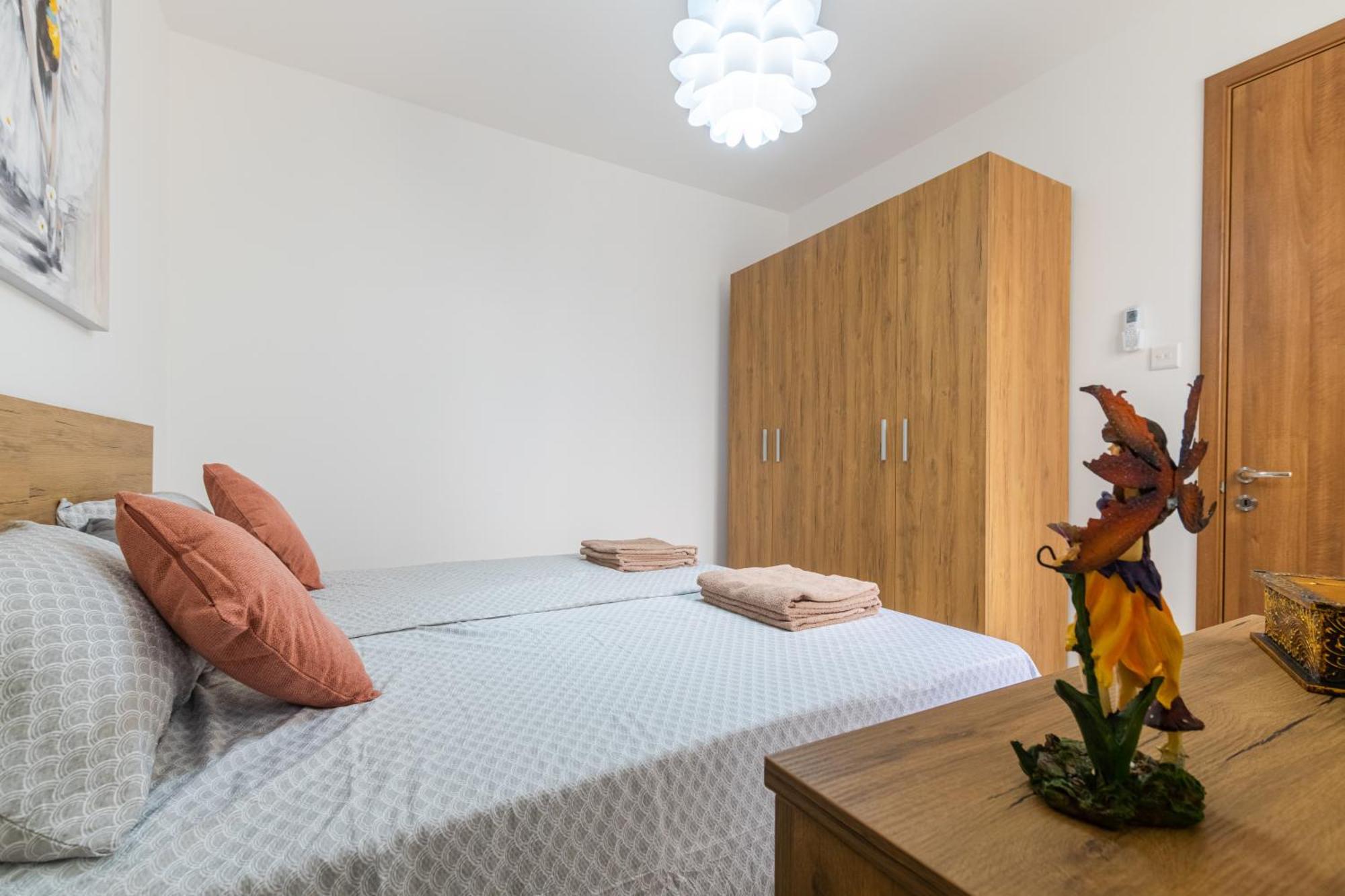 Brand New Apartment 3 Bdr 2 Bth H12 세인트폴스베이 외부 사진